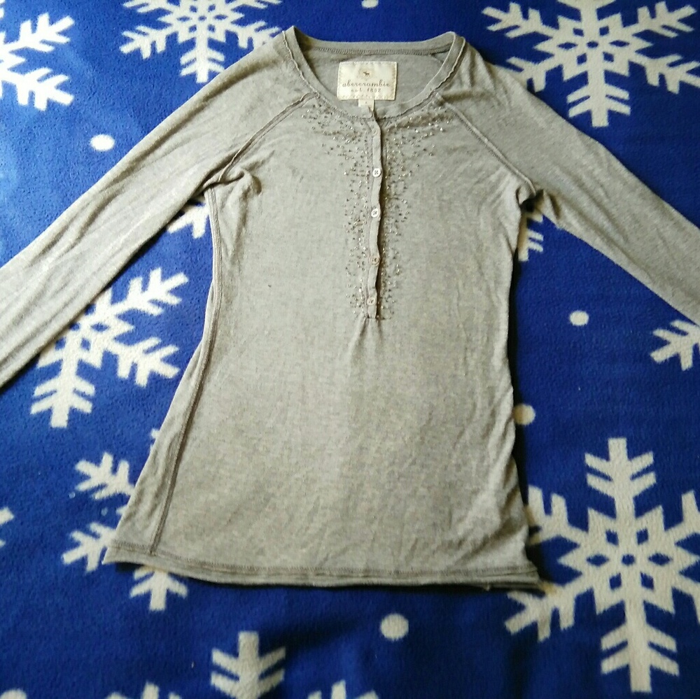 Kids grey long sleeve shirt
